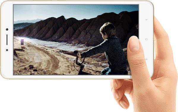 Nádherný IPS panel Xiaomi Mi MAX 2 nabídne obrovskou úhlopříčku 6.44"